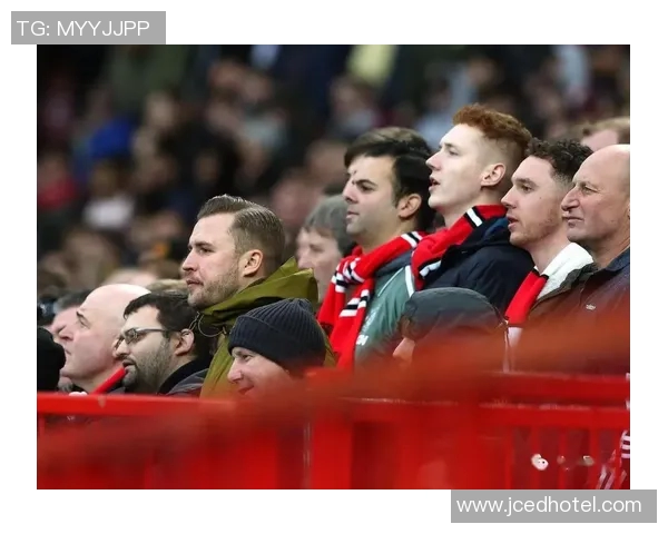 曼联与莱斯特城对决分析及球迷热议汇总