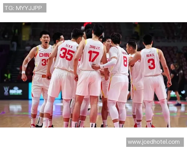 澳大利亚男篮与伊朗男篮激战正酣谁将赢得这场精彩对决