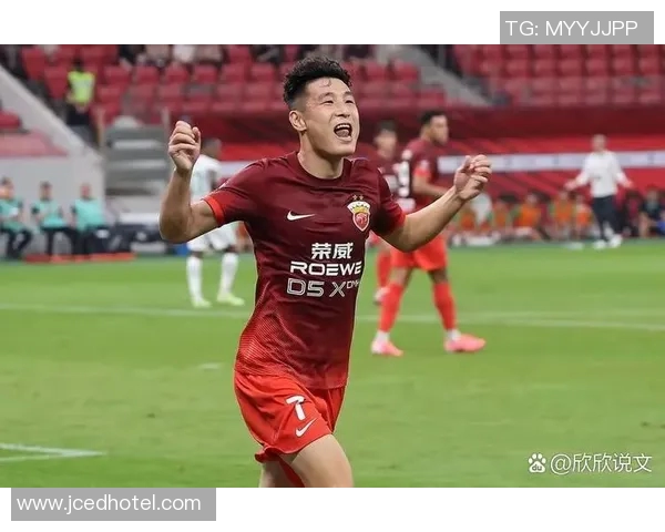 足协U21对阵上海球队展现年轻球员风采激烈角逐引人瞩目