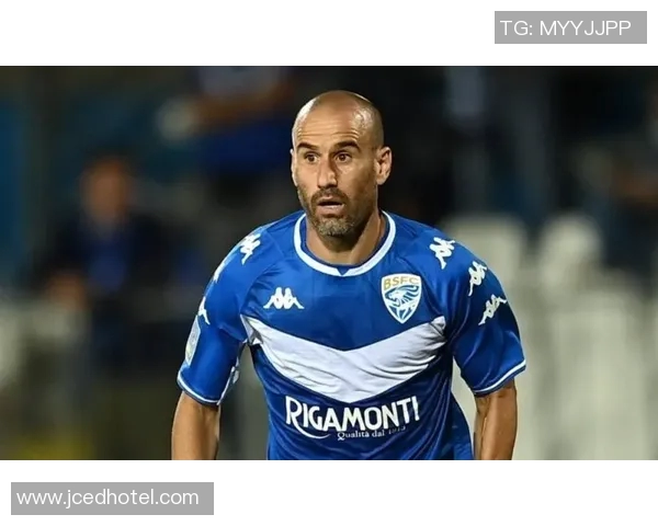 佩鲁贾主场迎战莱切双方争夺关键三分的激烈对决